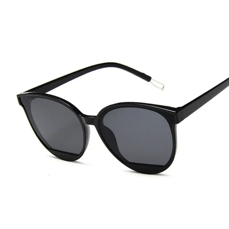 New Arrival Fashion Sunglasses - Vintage Fashion Female recension och pris