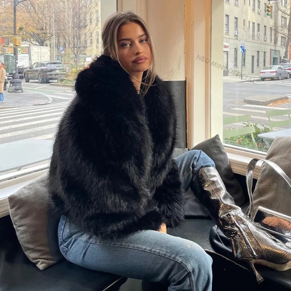Faux Fur Coat Fashion Shawl Co - Vintage Fashion Store recension och pris