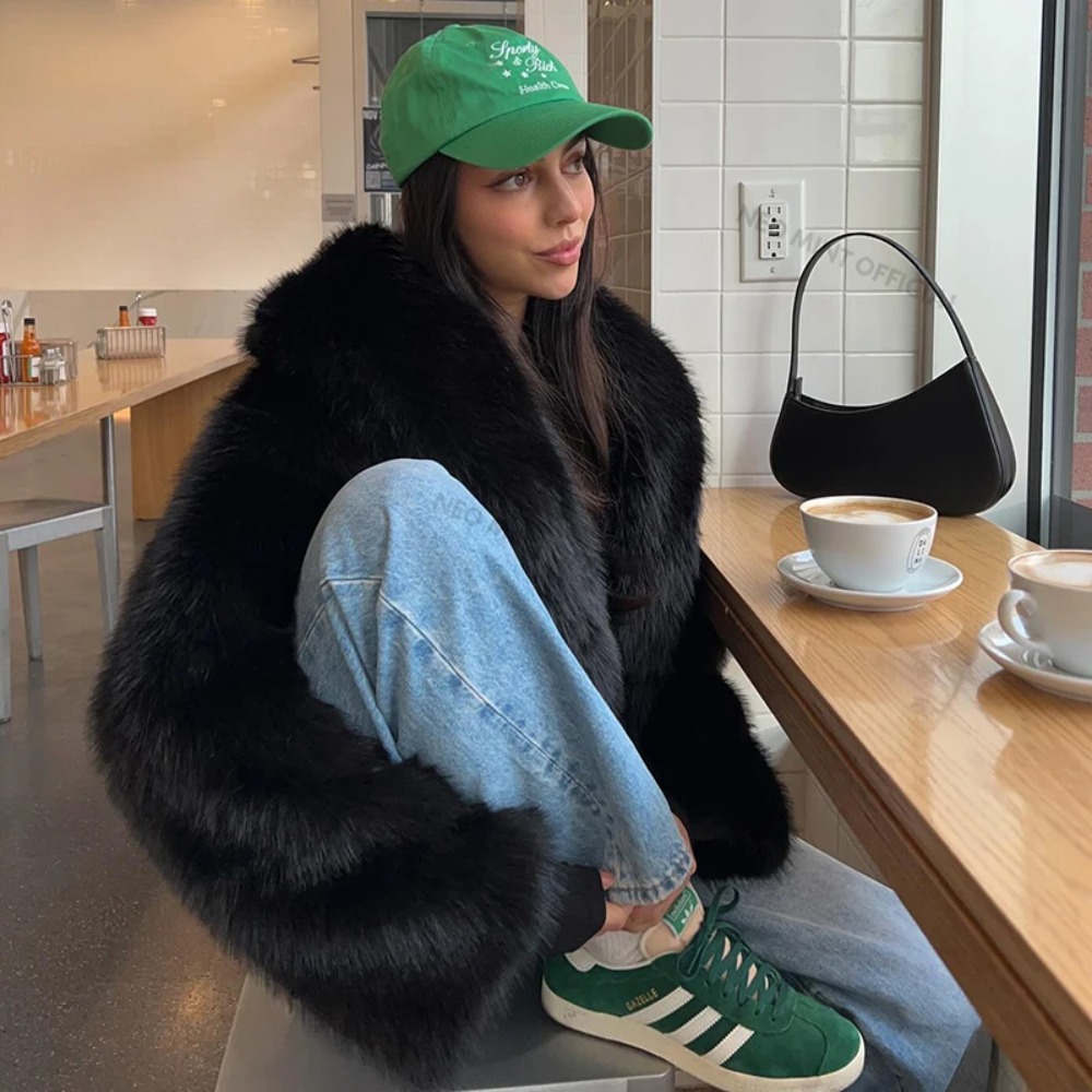 Faux Fur Coat Fashion Shawl Co - Vintage Fashion Store recension och pris