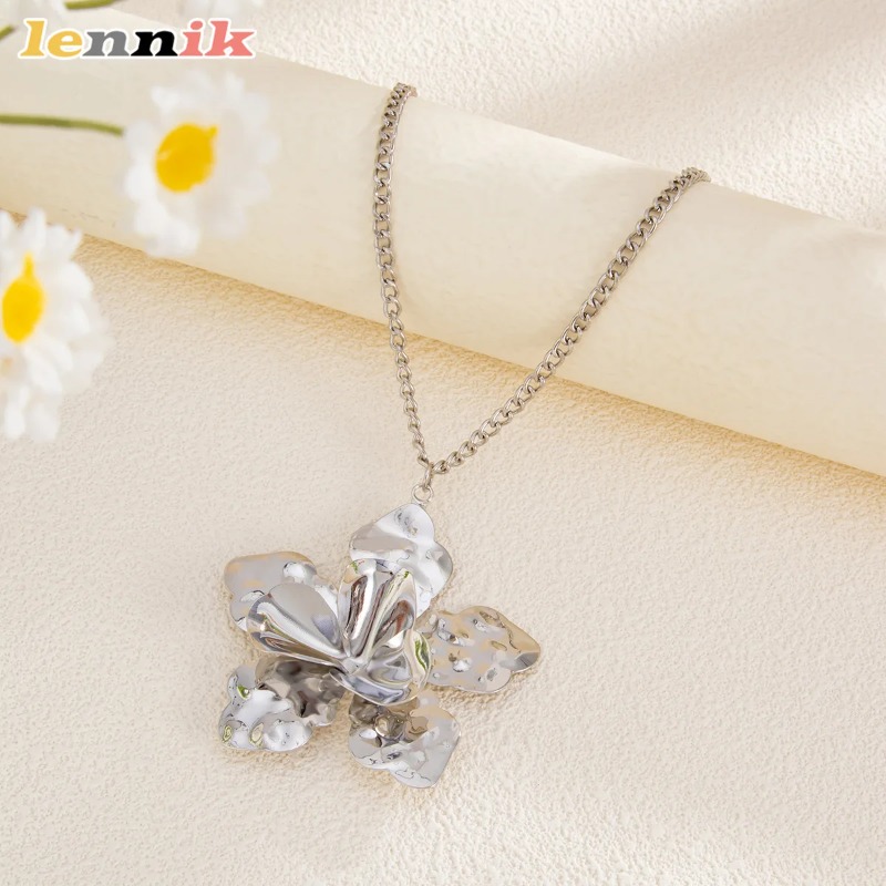 Vintage 3D Flower Necklace Set - Vintage Fashion Instagram recension och pris